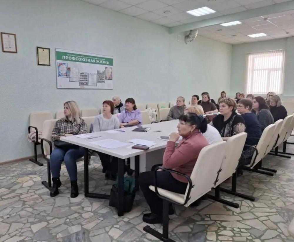 Сегодня, 9 апреля   на базе нашего Центра состоялось очередное заседание общества бактериологов